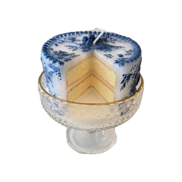 New Laura Ashley Blue White Toile Chic Decorative Floral Cake Scented Candle - Picture 3 of 3